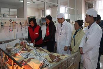 Hỗ trợ bệnh nhân nghèo có hoàn cảnh khó khăn tại Bệnh viện Bãi Cháy