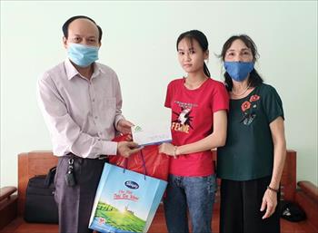 Nâng bước trẻ mồ côi