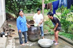 Ba chị em khổ vì bệnh tật
