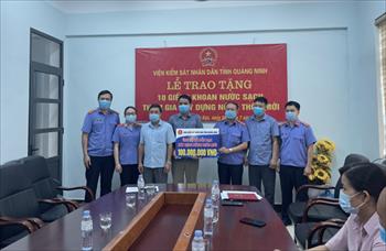 Viện KSND tỉnh hỗ trợ kinh phí xây dựng giếng và đỡ đầu cho học sinh tại Ba Chẽ