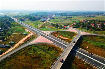 Thi công cao tốc Vân Đồn - Móng Cái: 500 ngày đêm thần tốc và quyết liệt