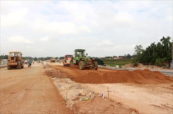 TX Quảng Yên: Tập trung nguồn lực đầu tư hạ tầng giao thông kết nối