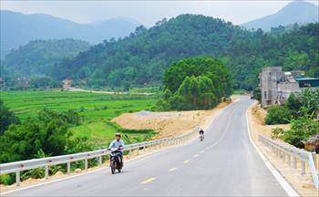 Đẩy nhanh hoàn thiện hạ tầng giao thông