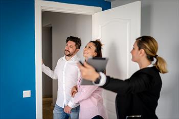 Không muốn mất tiền trên thị trường bất động sản, nhà đầu tư chưa có kinh nghiệm nên làm gì? 