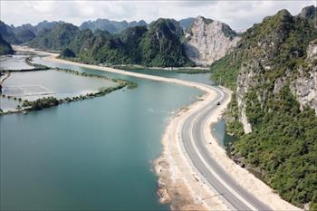 Cuối năm, dòng tiền từ bitcoin, chứng khoán, vàng…hâm nóng kênh đầu tư bất động sản