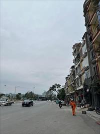 Chính chủ b á n n h à mặt đường Lê Thánh Tông - Hạ Long mà giá chỉ 4 tỷ x