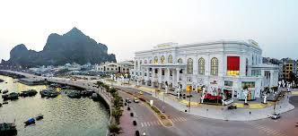 UBND tỉnh Quảng Ninh nghe báo cáo tiến độ triển khai các dự án của Vingroup trên địa bàn tỉnh