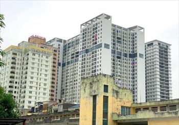 Tăng thuế VAT lên 12%: Giá bán nhà tăng, thị trường bất động sản tê liệt